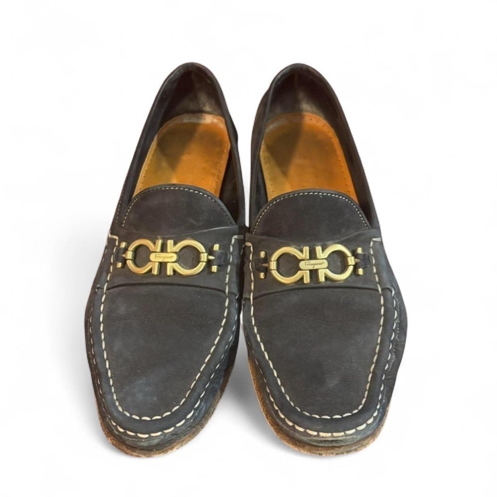 Salvatore Ferragamo Womens Black Suede Loafers Sz 9 AA Gancini Bit Slip On Italy - Picture 3 of 8